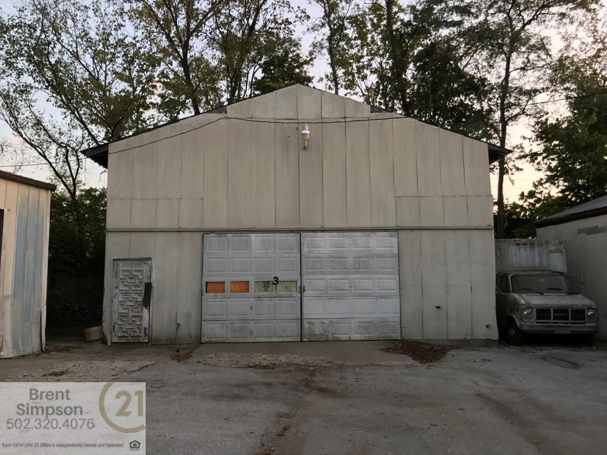390 Steadmantown Ln, Frankfort, KY 40601
